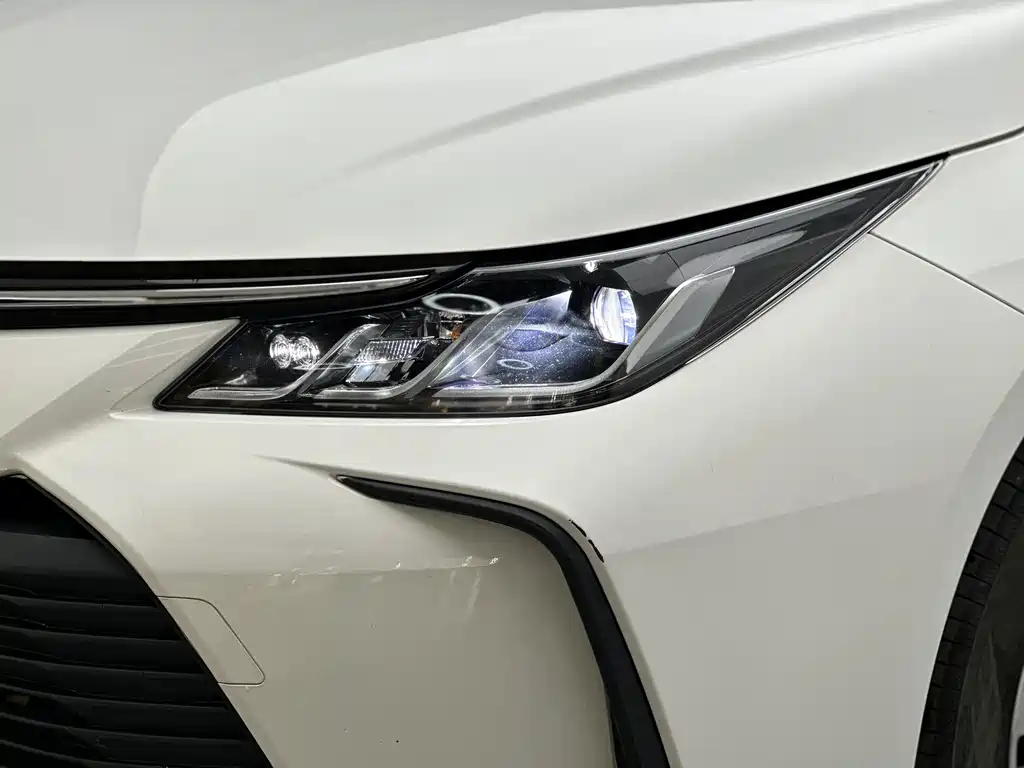 Toyota Corolla — миниатюра 7