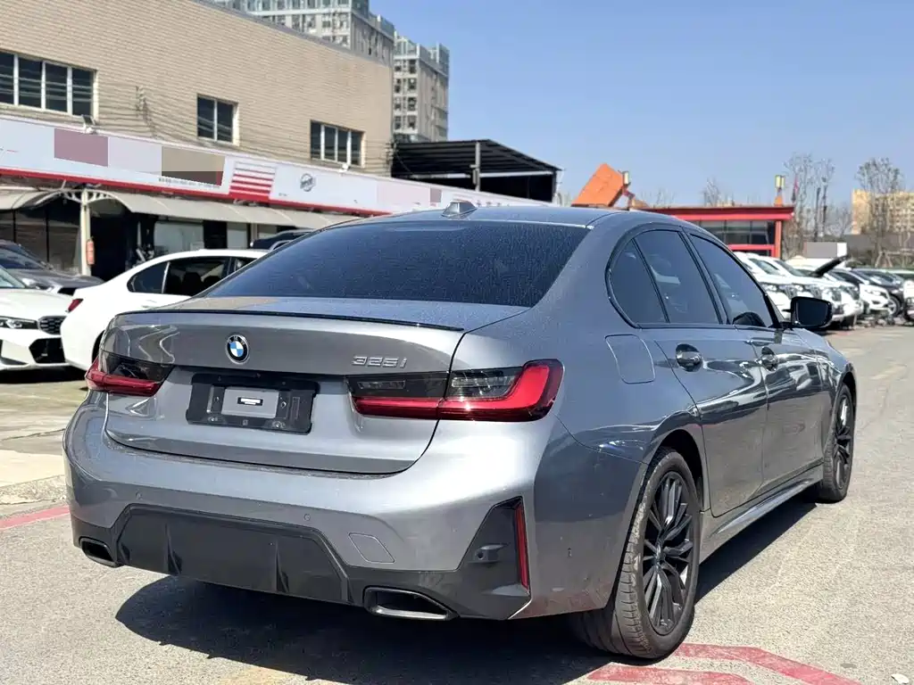 BMW 3 Series 3 2023 325Li M Sport