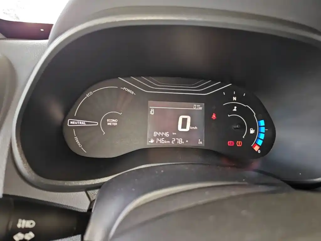 Renault City K-ZE — миниатюра 12