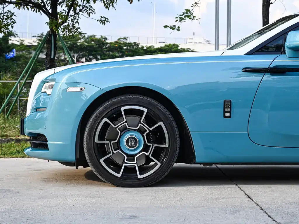 Rolls-Royce Wraith — миниатюра 17