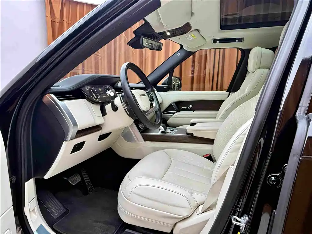 Land Rover Range Rover — миниатюра 7