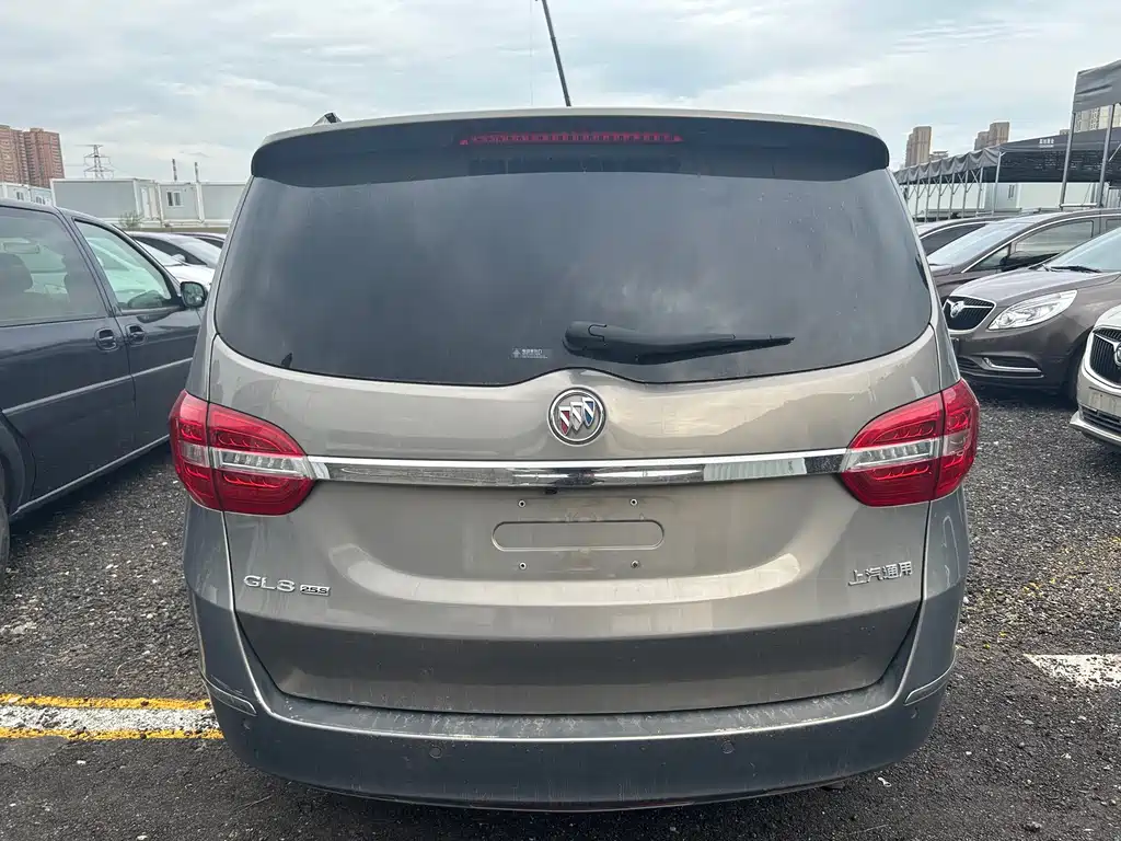 Buick GL8 — миниатюра 12