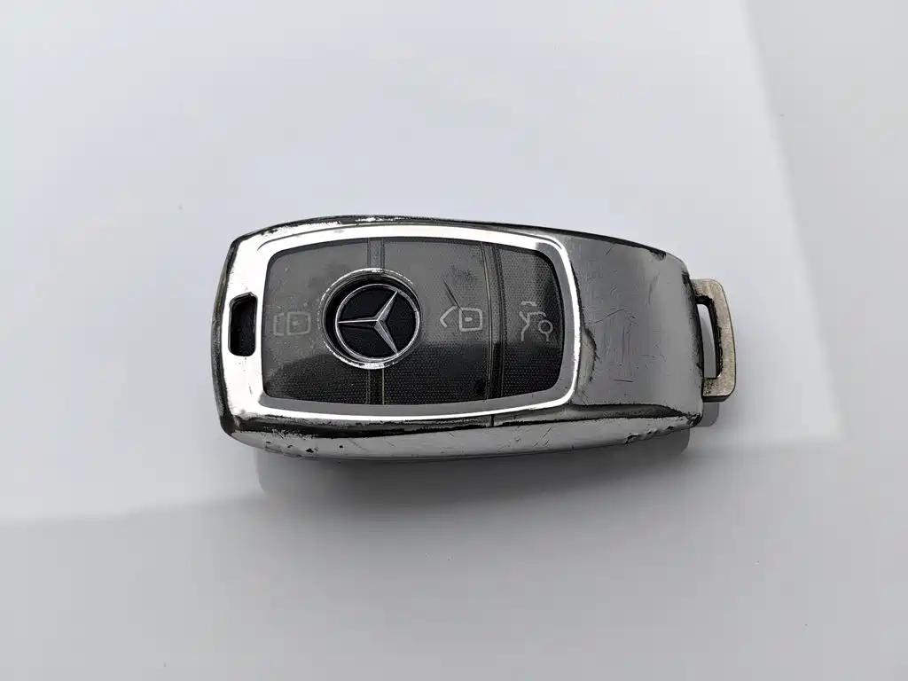 Mercedes-Benz GLB — миниатюра 19