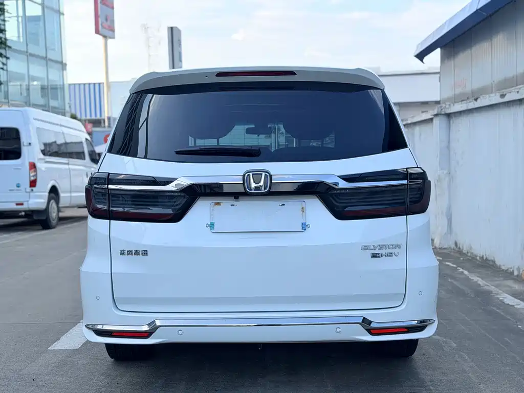 Honda Elysion — миниатюра 9
