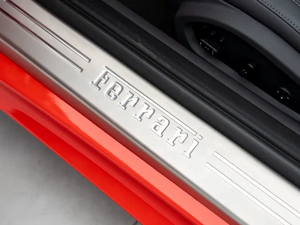 Ferrari F12berlinetta — миниатюра 13