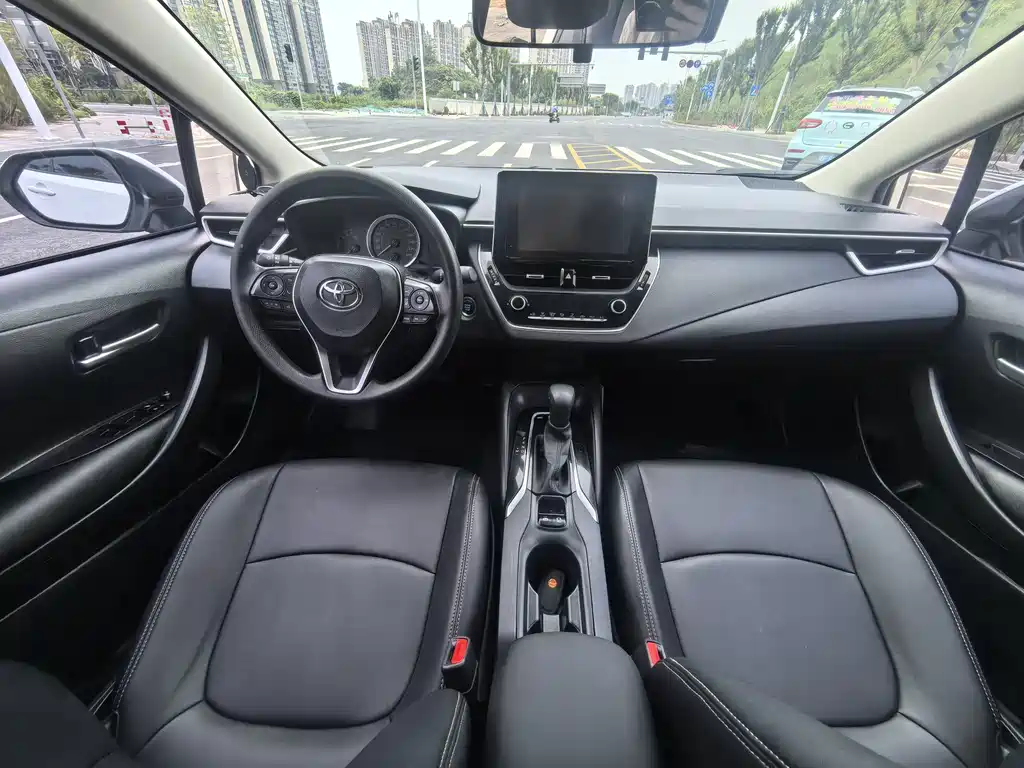 Toyota Corolla — миниатюра 10