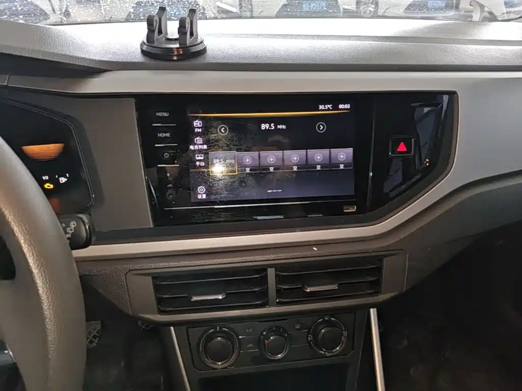 Volkswagen Polo — миниатюра 13