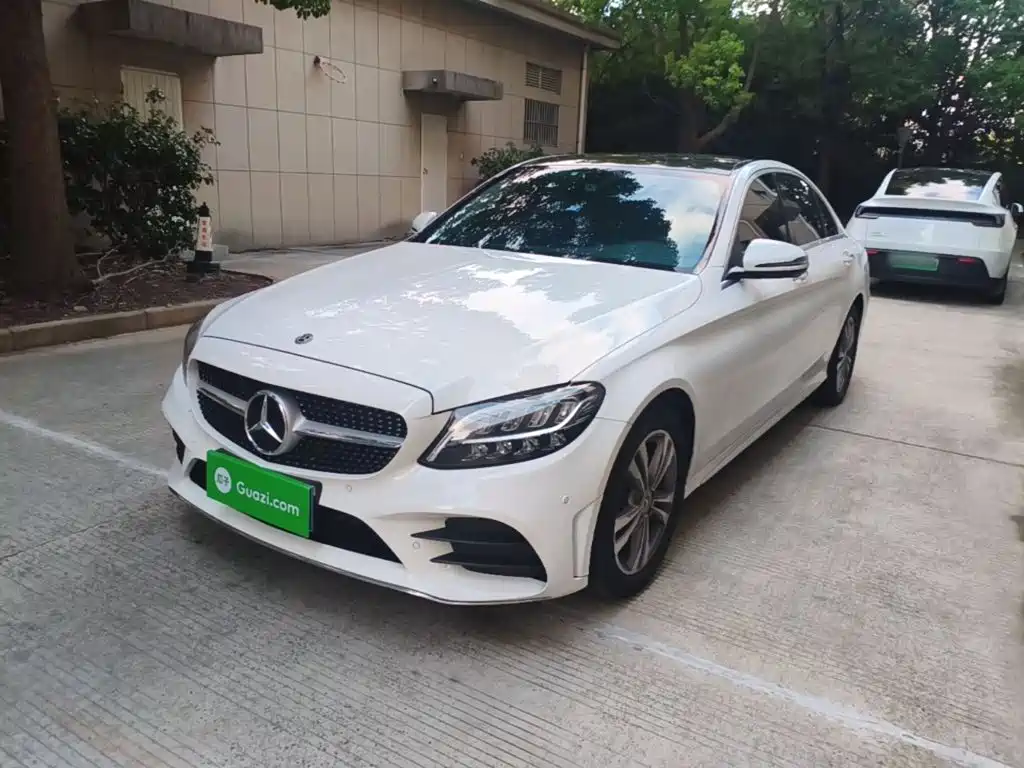 Mercedes-Benz C-Class — миниатюра 2