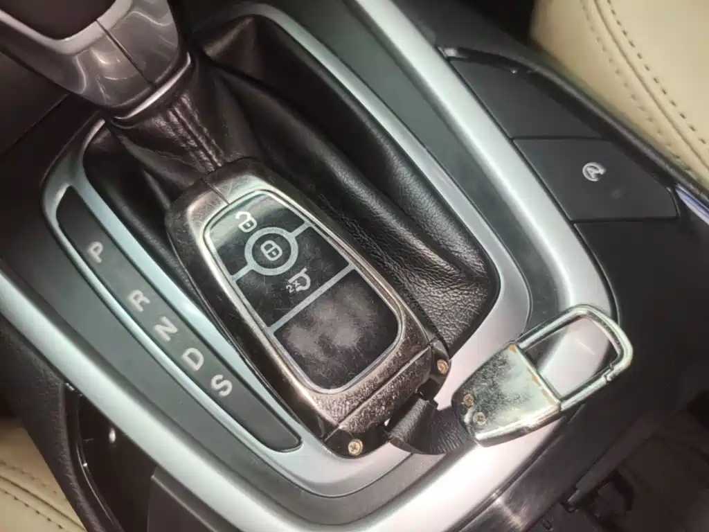 Ford Edge — миниатюра 9