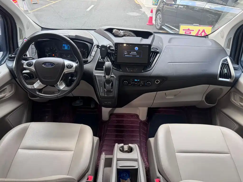 Ford Tourneo 2017 2.0T AT