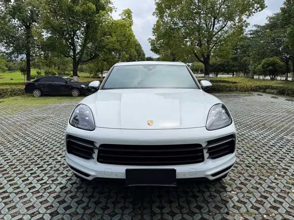 Porsche Cayenne — миниатюра 2