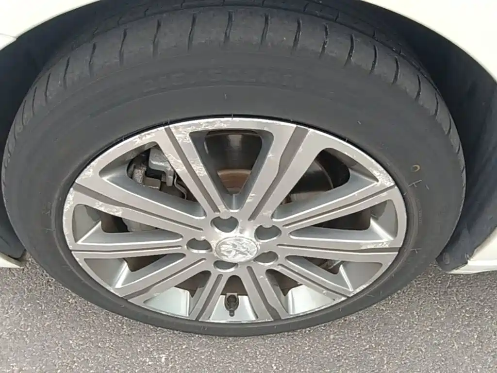 Peugeot 408 — миниатюра 23