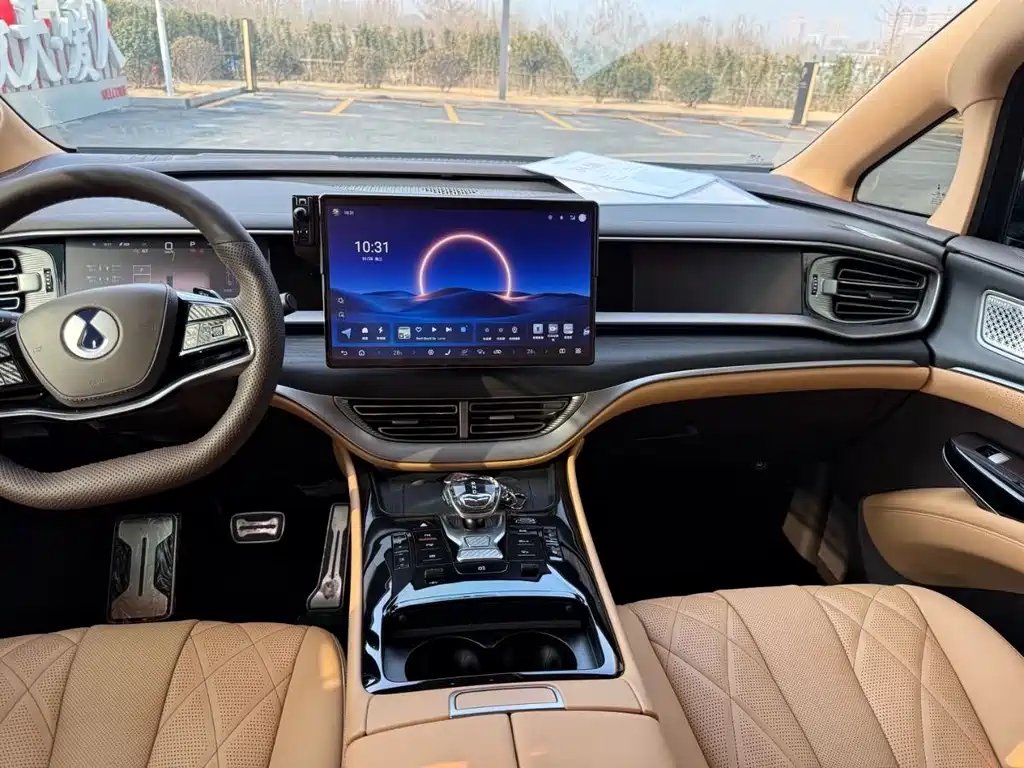 Denza D9 2025 DM-i Smart Drive 1020 Flagship