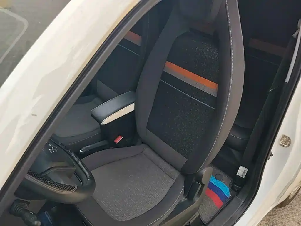 Wuling MINIEV — миниатюра 15