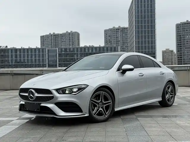 MERCEDES-BENZ CLA