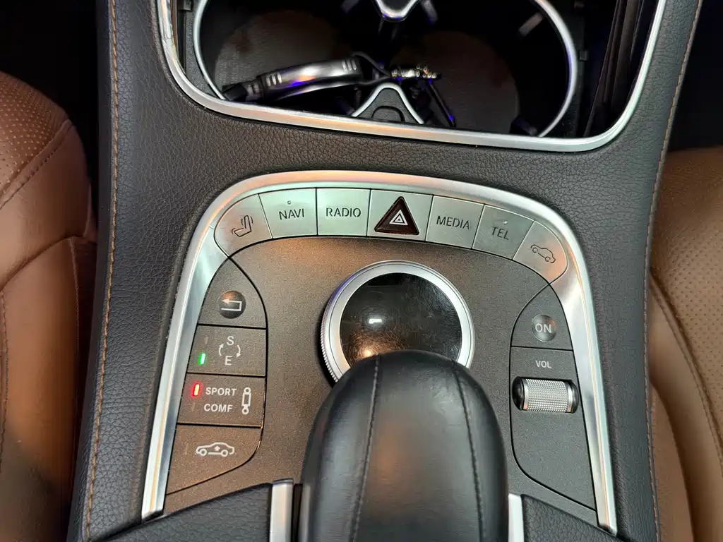 Mercedes-Benz S-Class — миниатюра 10