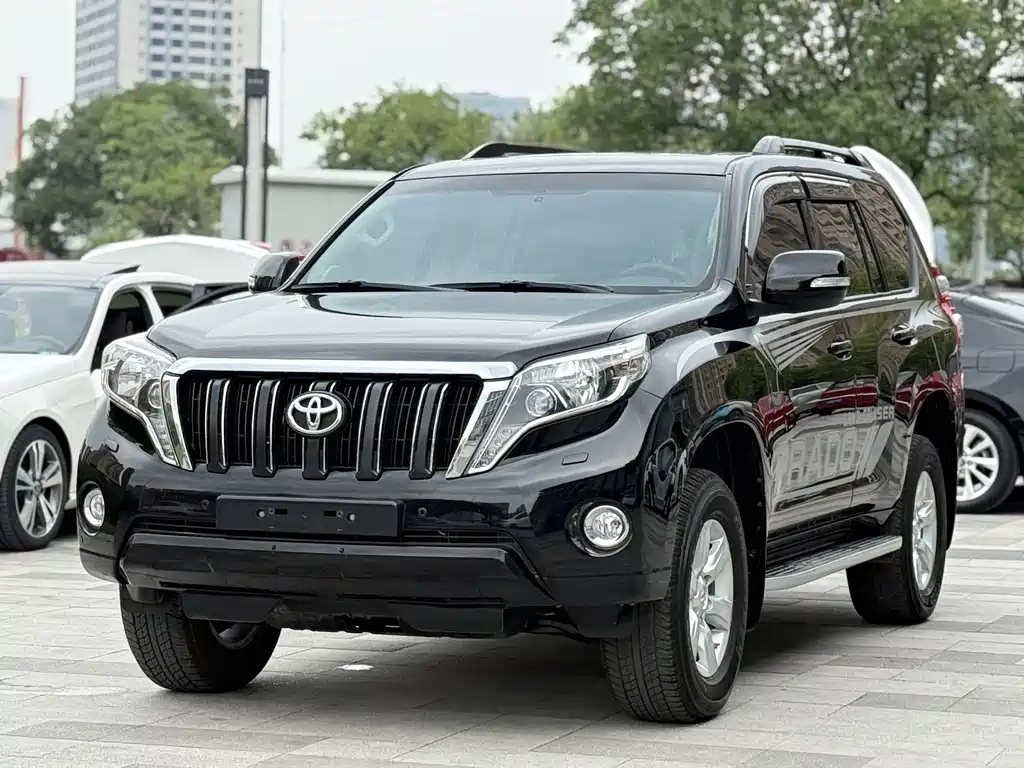 Toyota Prado 2016