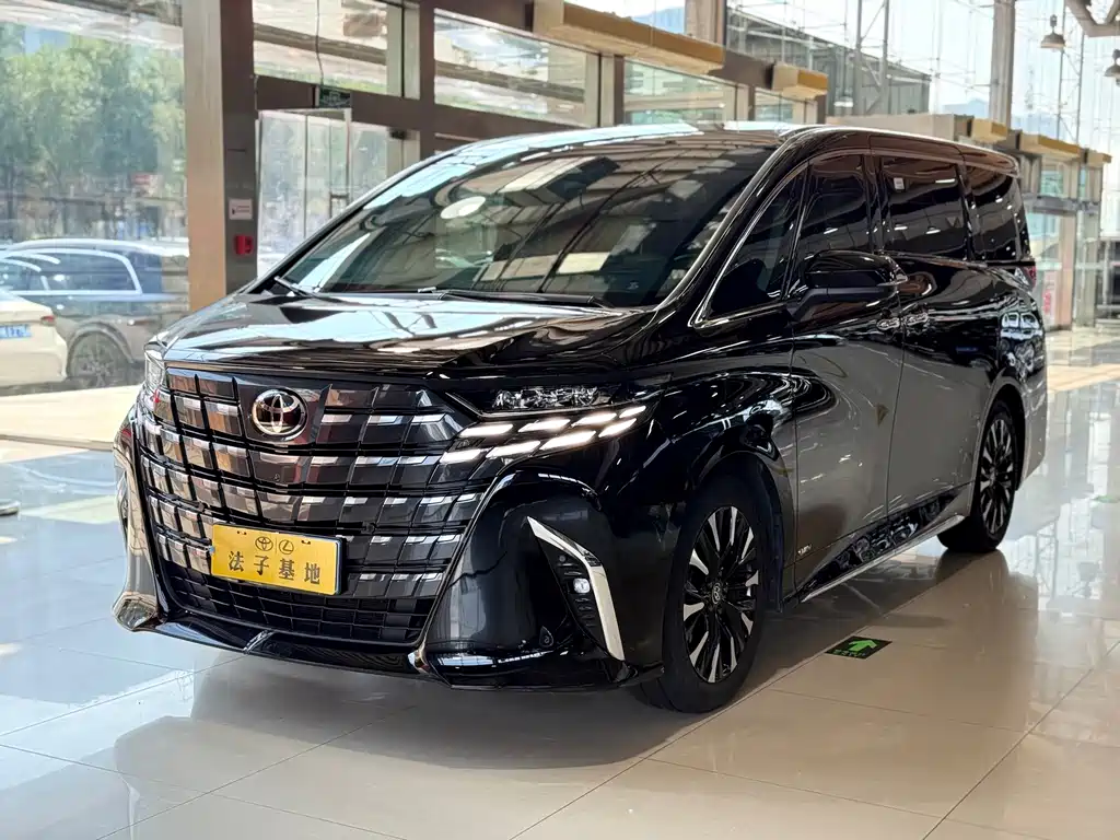 Toyota Alphard — миниатюра 4