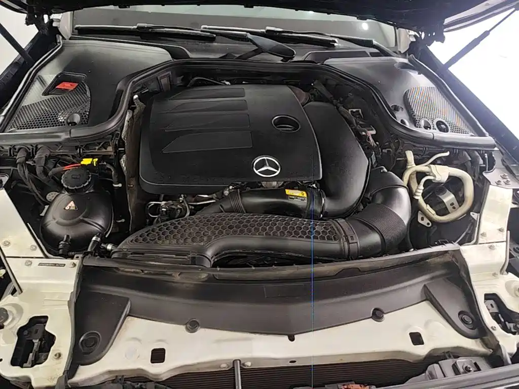 Mercedes-Benz E-Class — миниатюра 20