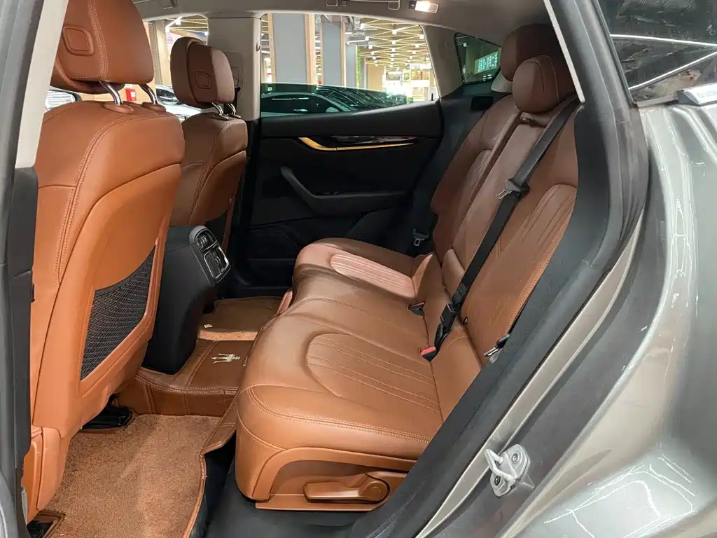 Maserati Levante — миниатюра 6