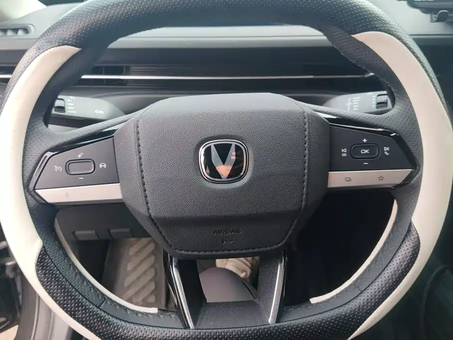 Changan Eado — миниатюра 15