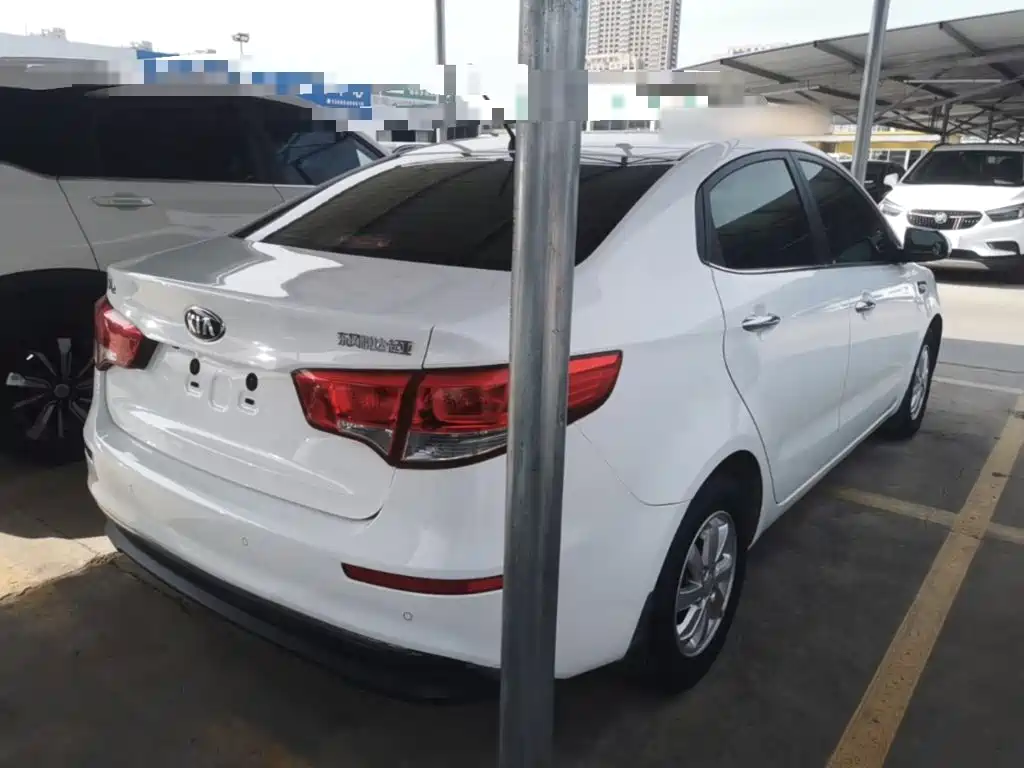 Kia K2 — миниатюра 7