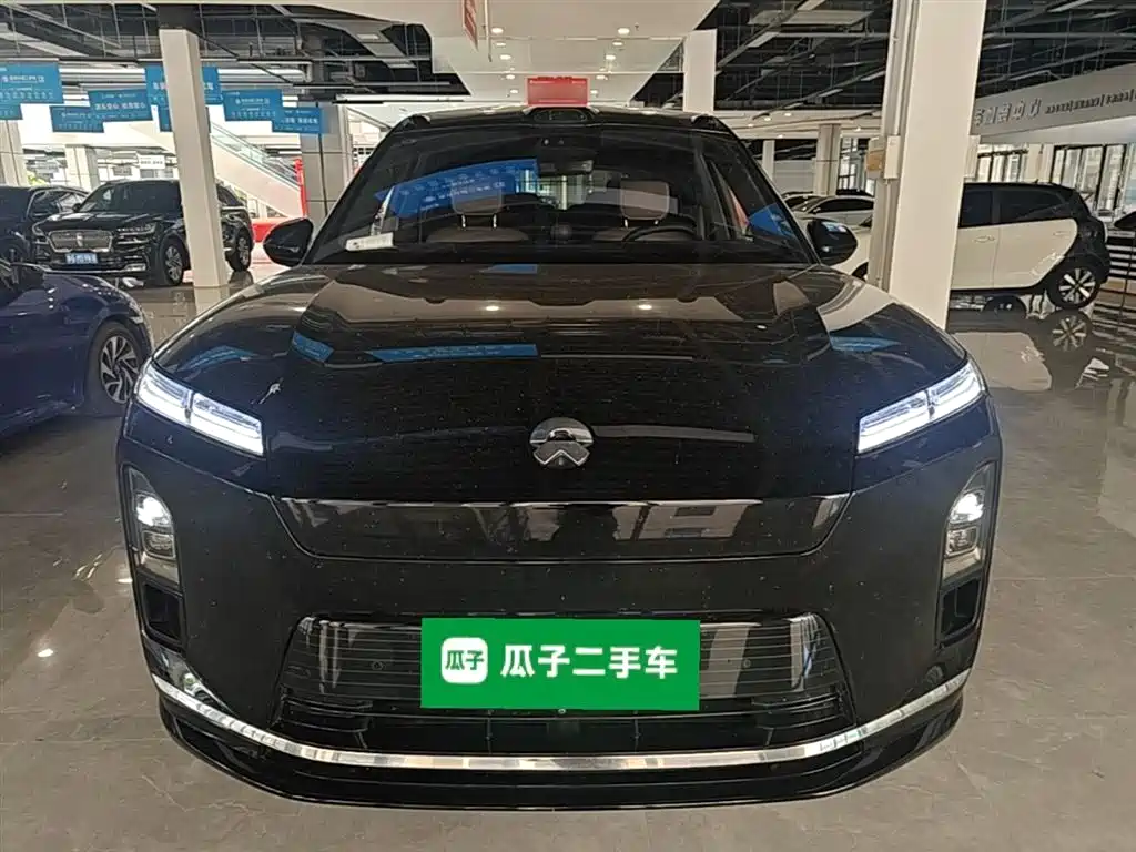 NIO ES8 2026 мест Executive Luxury