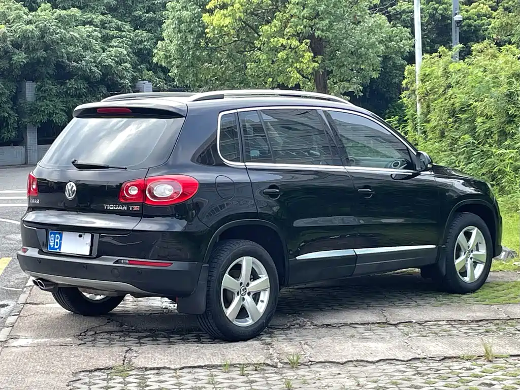 Volkswagen Tiguan — миниатюра 3