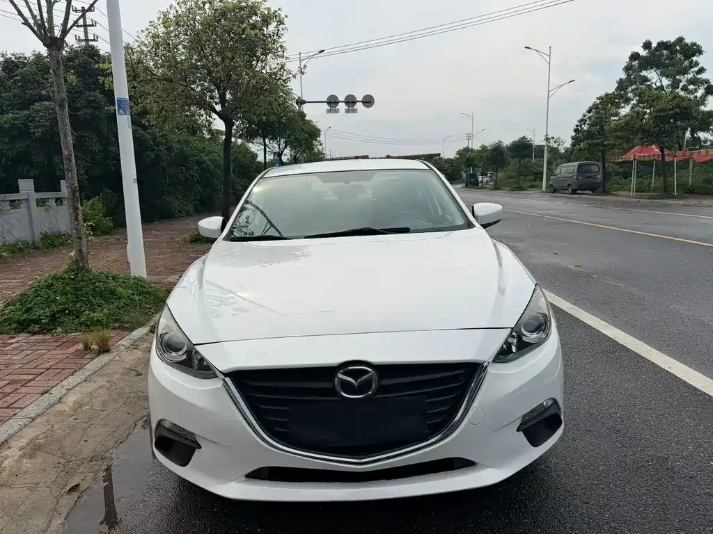Mazda 3 Axela — миниатюра 2