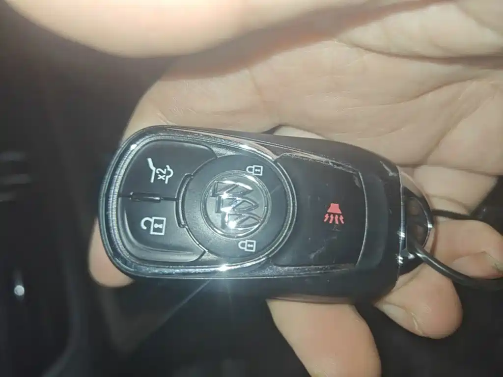 Buick Envision Plus — миниатюра 9