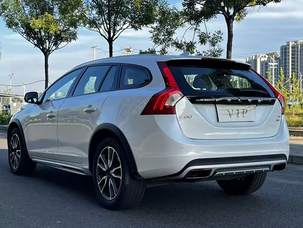 Volvo V60 — миниатюра 3