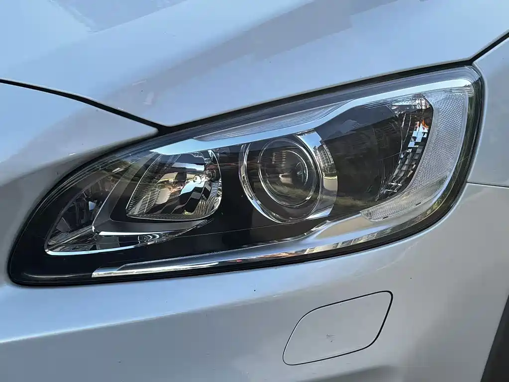 Volvo V60 — миниатюра 9