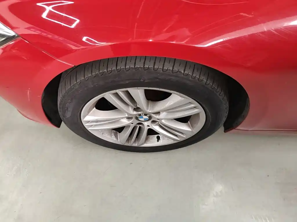 BMW 3 Series — миниатюра 23