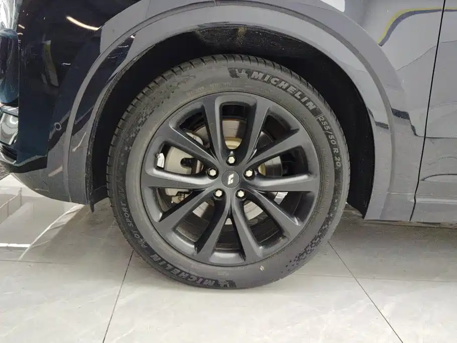 Li Auto Li ONE — миниатюра 6