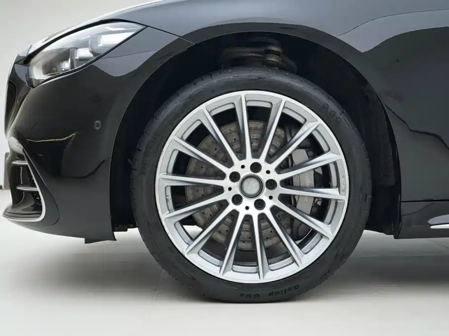 Mercedes-Benz S-Class — миниатюра 13