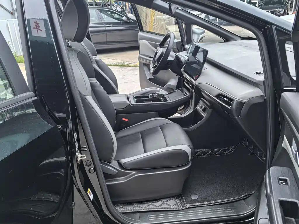 Hycan Z03 2022 620km 160kW 76.8kWh