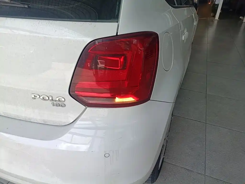Volkswagen Polo — миниатюра 8