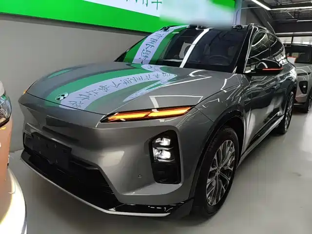 2025 Nio ES6