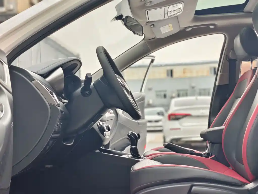 Changan Eado XT — миниатюра 10