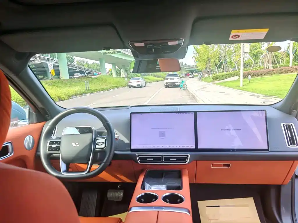 Li Auto Li L8 — миниатюра 7