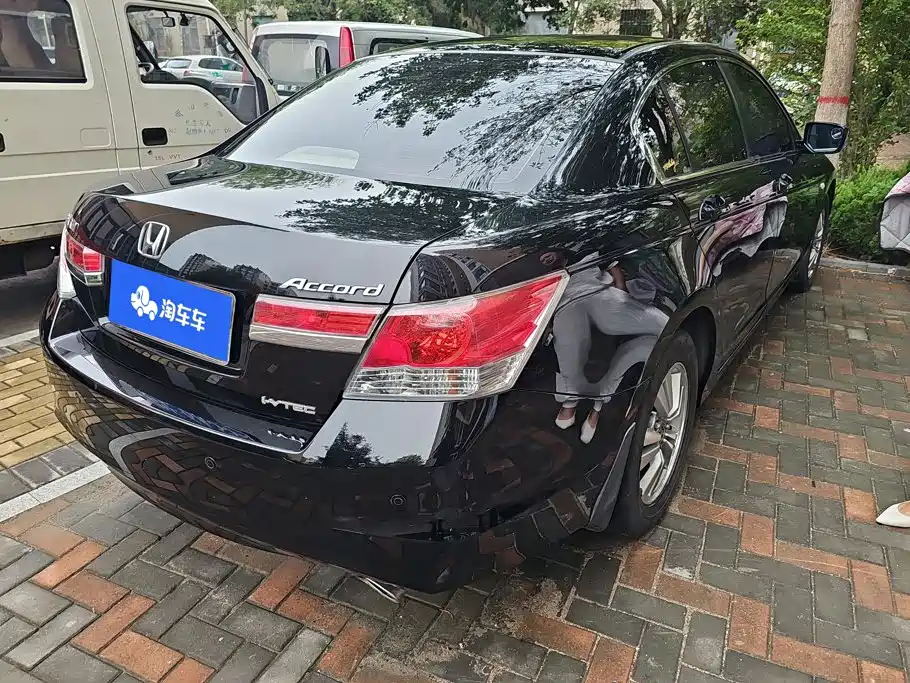 Honda Accord — миниатюра 3