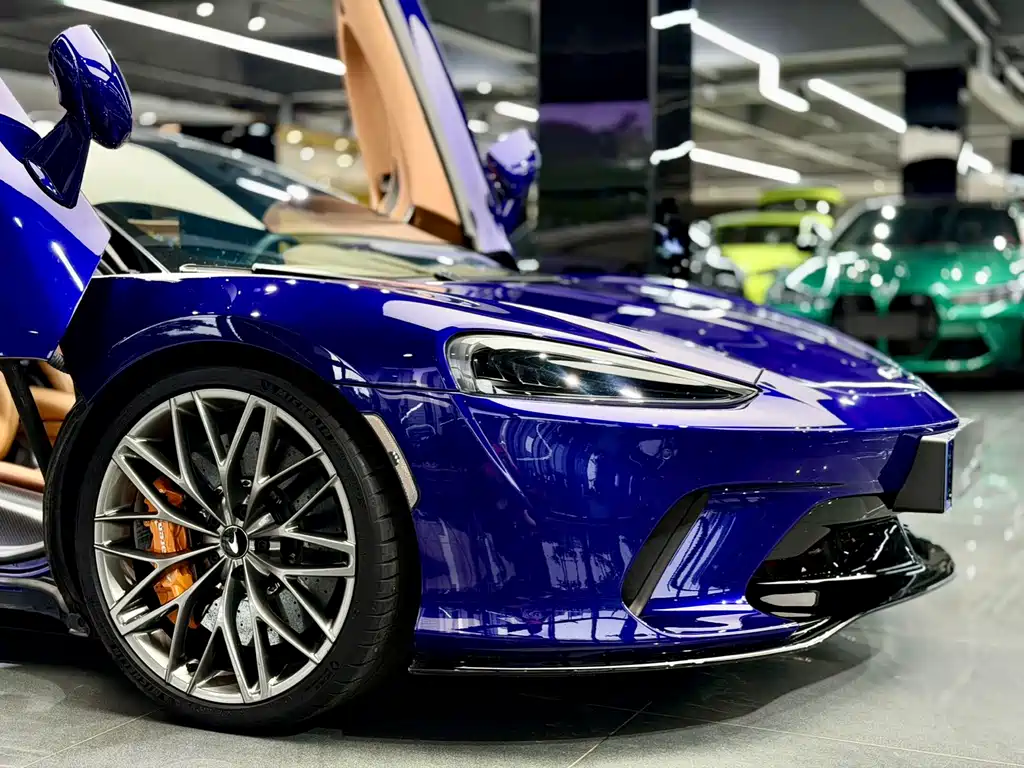 McLaren GT 2023 4.0T
