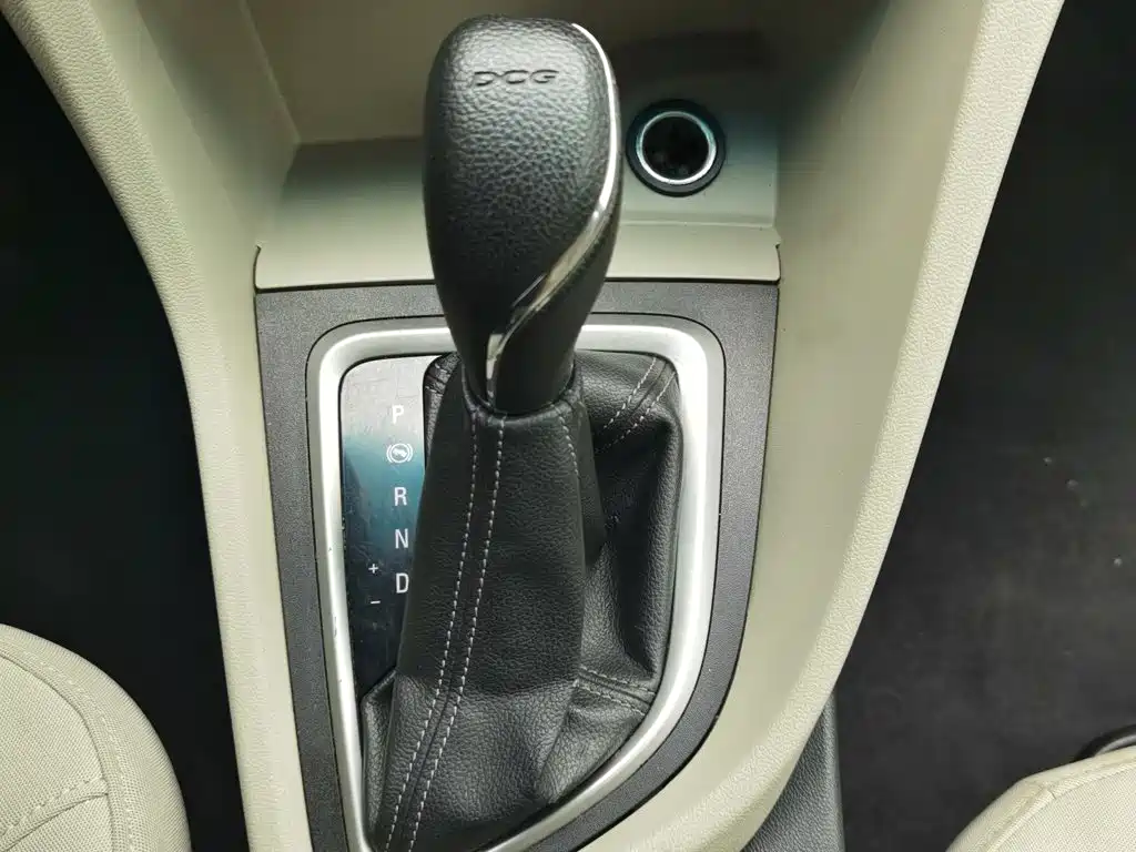 Buick Excelle — миниатюра 13