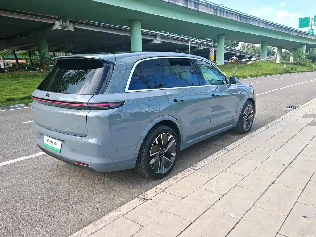 Li Auto Li L8 — миниатюра 4