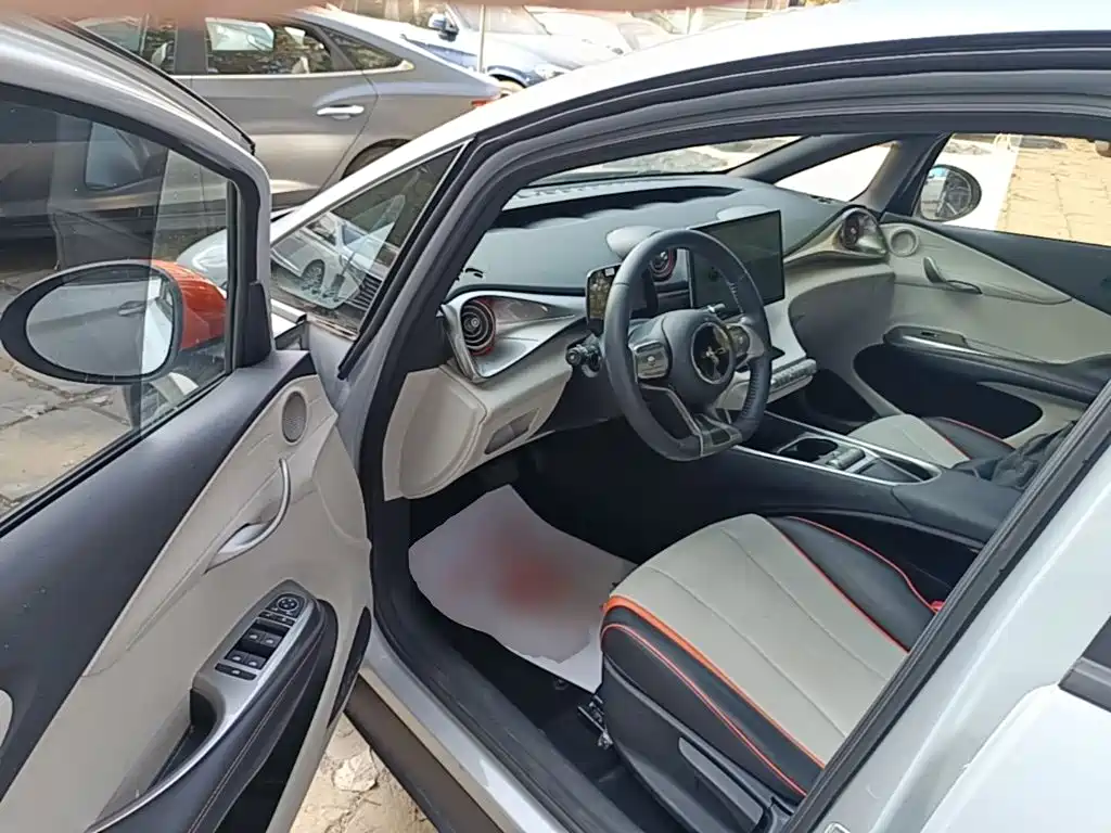 BYD Dolphin — миниатюра 16
