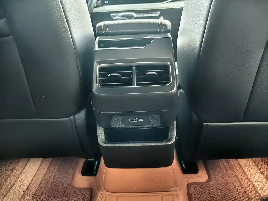 Geely Xingrui — миниатюра 7