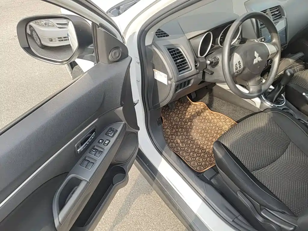 Mitsubishi ASX — миниатюра 16