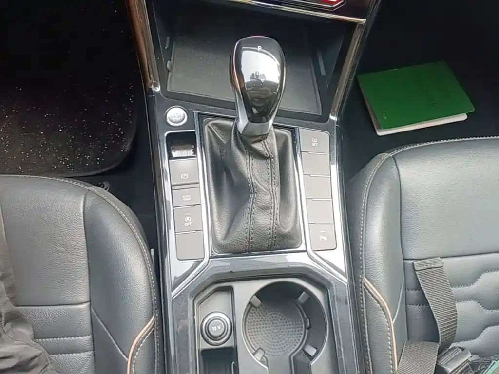 Volkswagen Passat — миниатюра 14