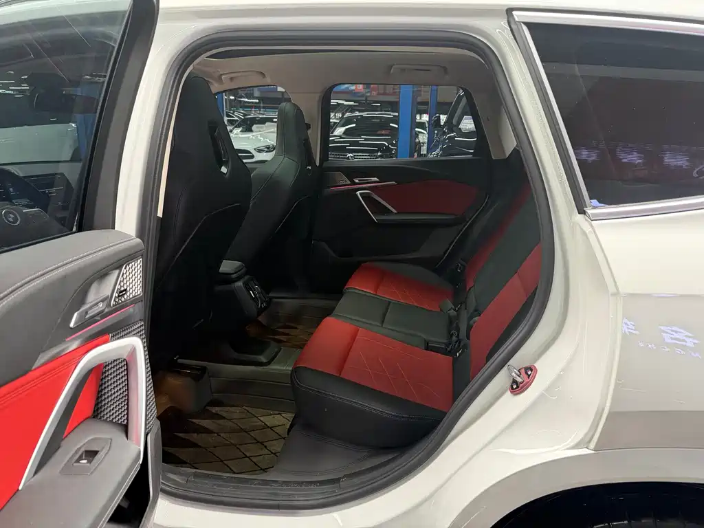 BMW X1 — миниатюра 8