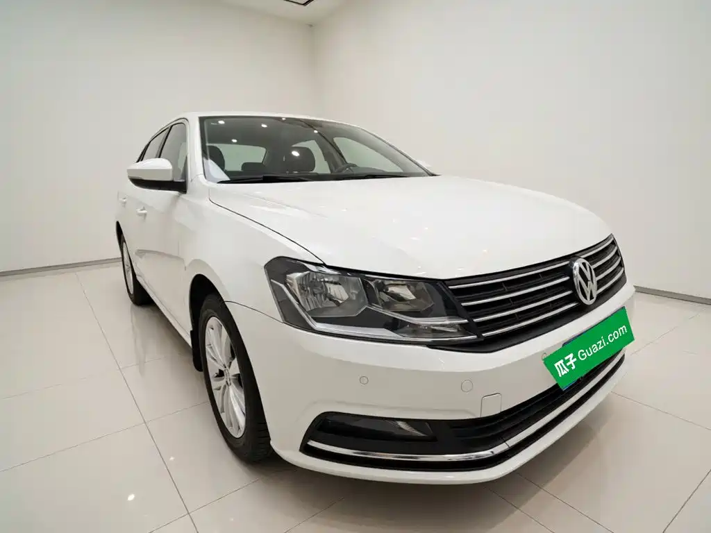 Volkswagen Lavida — миниатюра 3